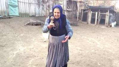 Old Romanian People Jamming Dama | This Grandma Slays